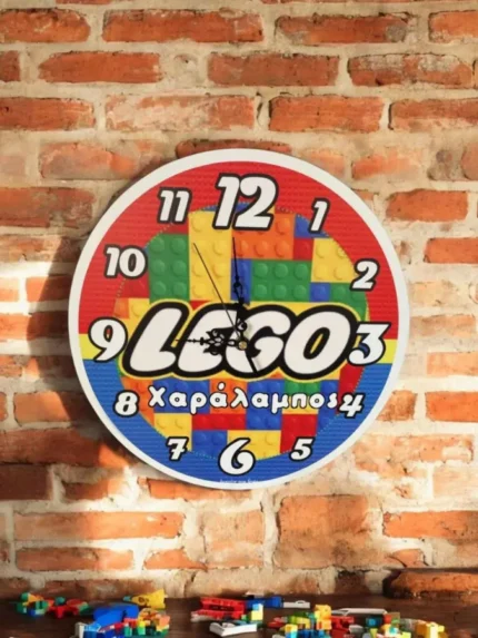 Προσωποποιημένο ξύλινο ρολόι τοίχου Lego