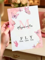 Προσωποποιημένο τετράδιο με αρχικό Πεταλούδες